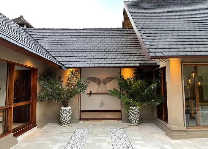 Balidroomvilla Sanur - Full Serviced - Beachside